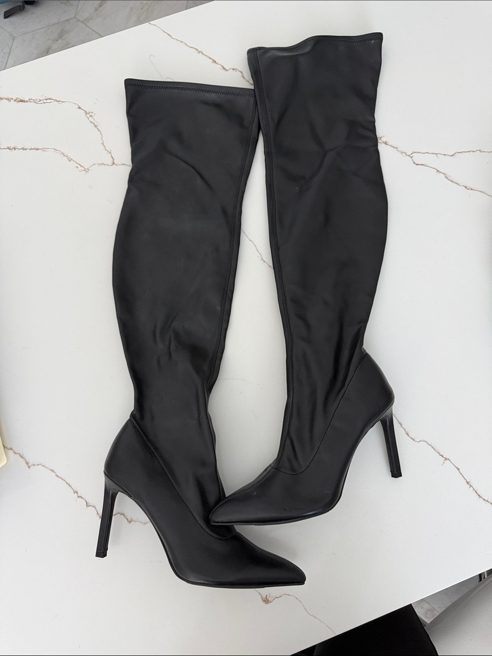 Women's Black Over-The-Knee Pointed-Toe Stiletto Boots